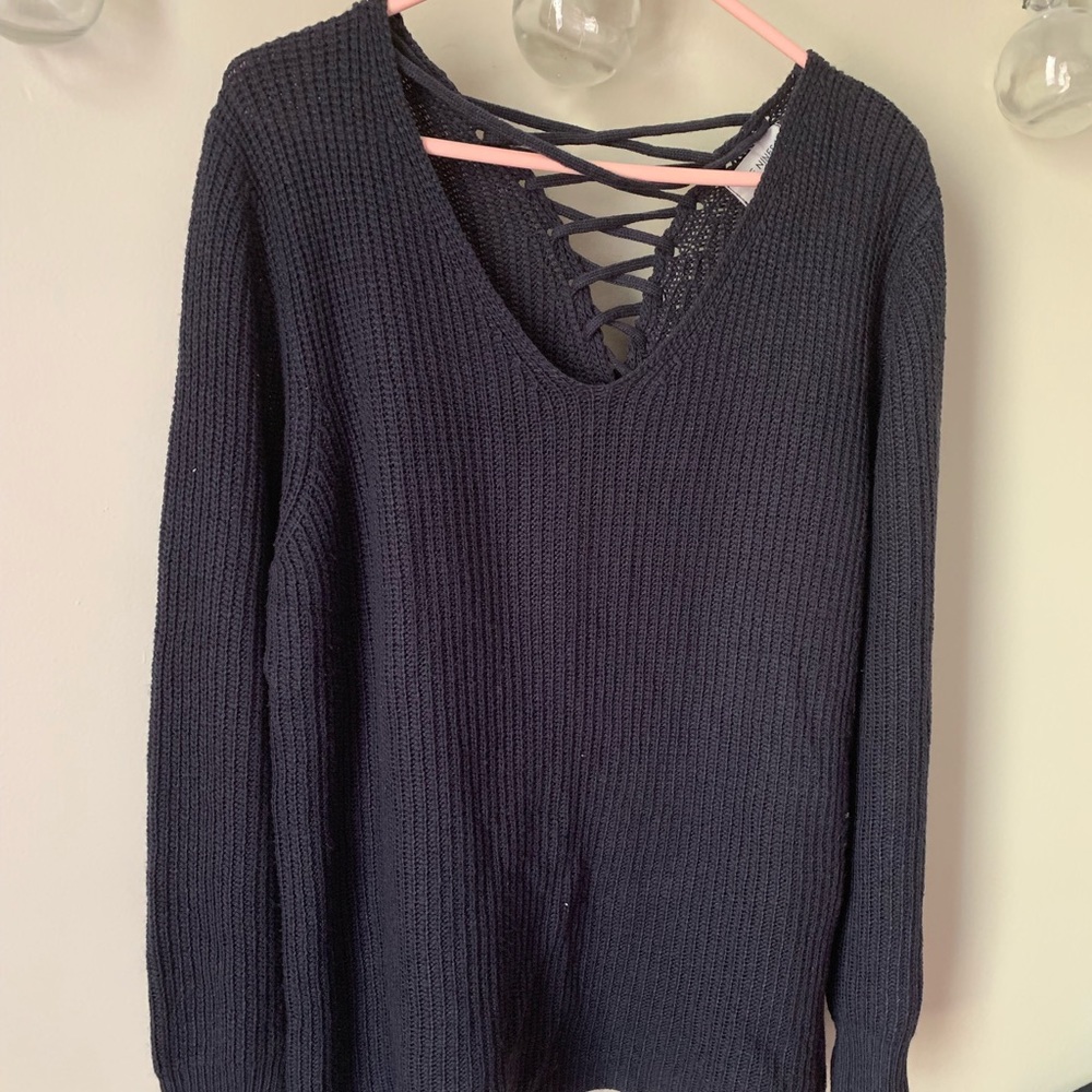 Soft cross cross back sweater